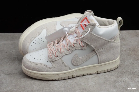 CW3092-100 Notre Orewood High Nike Light Dunk Brown 0112